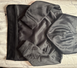 NHL, 18 Mo, hooded pullover sweatshirt, black w. bruins logo on front, front pocket